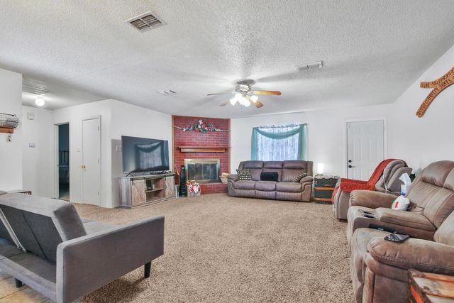 2409 94th Street, Lubbock, TX 79423
