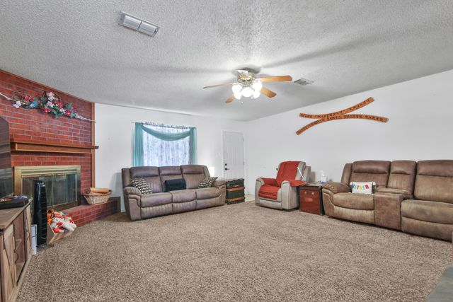 2409 94th Street, Lubbock, TX 79423