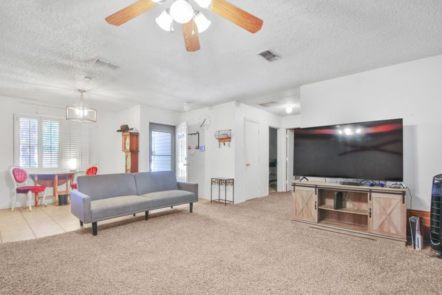 2409 94th Street, Lubbock, TX 79423