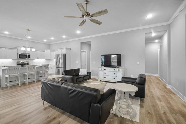 4307 Pawhuska Street, Bentonville, AR 72713