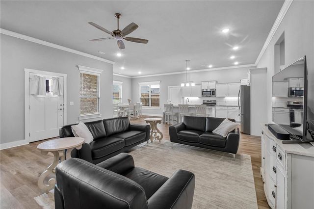 4307 Pawhuska Street, Bentonville, AR 72713