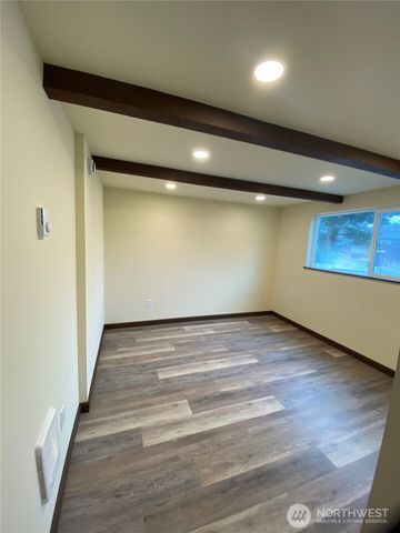 313 Sand Dune Avenue NW, Ocean Shores, WA 98569