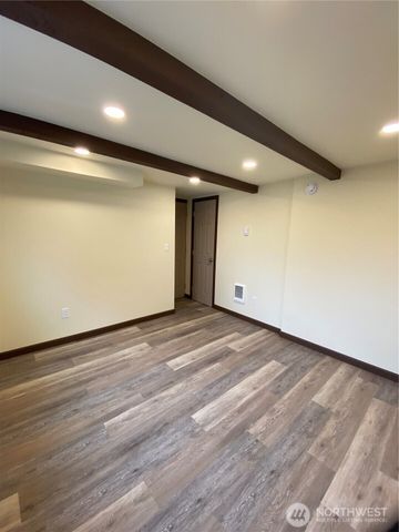 313 Sand Dune Avenue NW, Ocean Shores, WA 98569