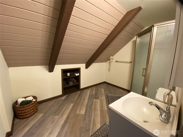 313 Sand Dune Avenue NW, Ocean Shores, WA 98569