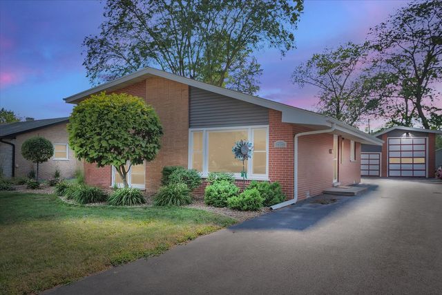 17436 71st Avenue, Tinley Park, IL 60477