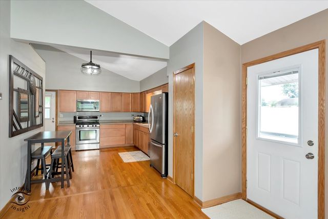 17436 71st Avenue, Tinley Park, IL 60477