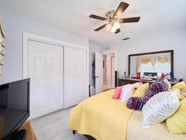 133 Lake Olive Drive, West Palm Beach, FL 33411