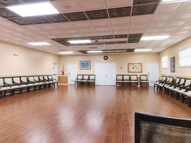 133 Lake Olive Drive, West Palm Beach, FL 33411