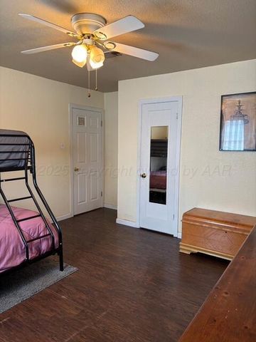 1311 Cooley Drive, Borger, TX 79007