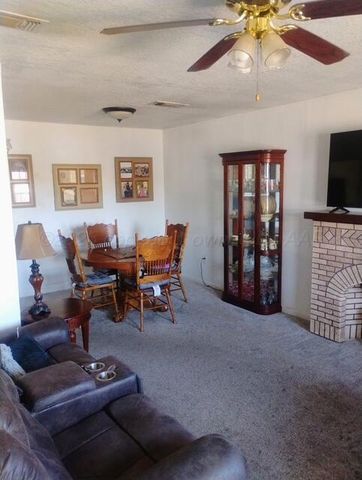 1311 Cooley Drive, Borger, TX 79007