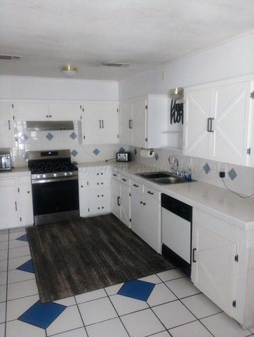 1311 Cooley Drive, Borger, TX 79007