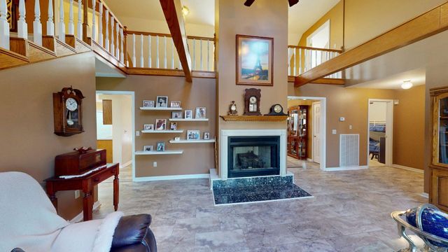 175 Castleton Cv, Paris, TN 38242