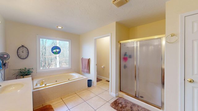 175 Castleton Cv, Paris, TN 38242