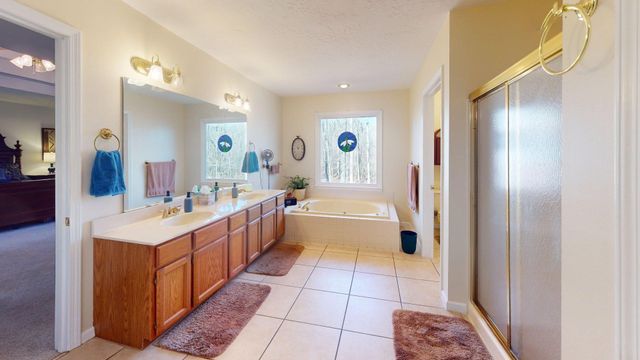 175 Castleton Cv, Paris, TN 38242
