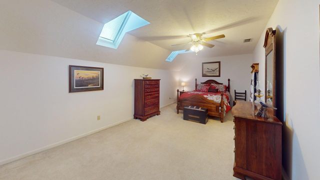 175 Castleton Cv, Paris, TN 38242
