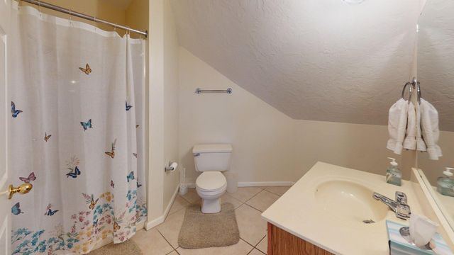 175 Castleton Cv, Paris, TN 38242