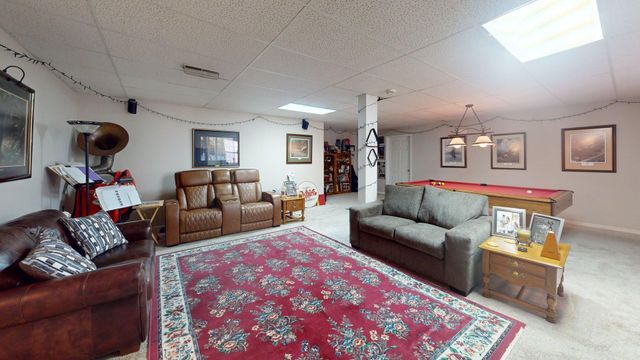 175 Castleton Cv, Paris, TN 38242