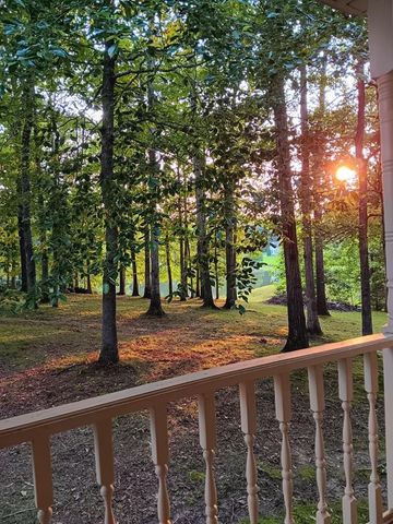 175 Castleton Cv, Paris, TN 38242