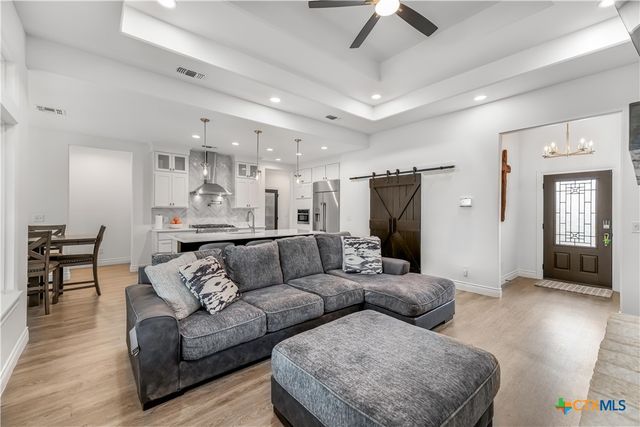 504 Town Hall Lane, Victoria, TX 77904