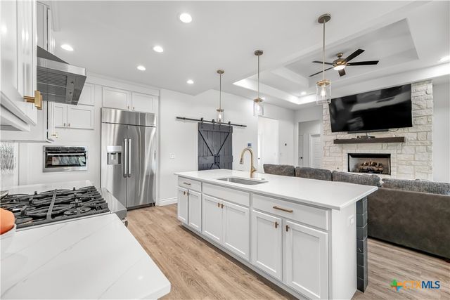 504 Town Hall Lane, Victoria, TX 77904