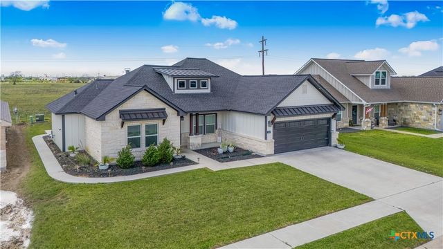 504 Town Hall Lane, Victoria, TX 77904