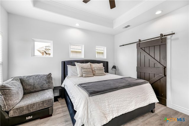 504 Town Hall Lane, Victoria, TX 77904