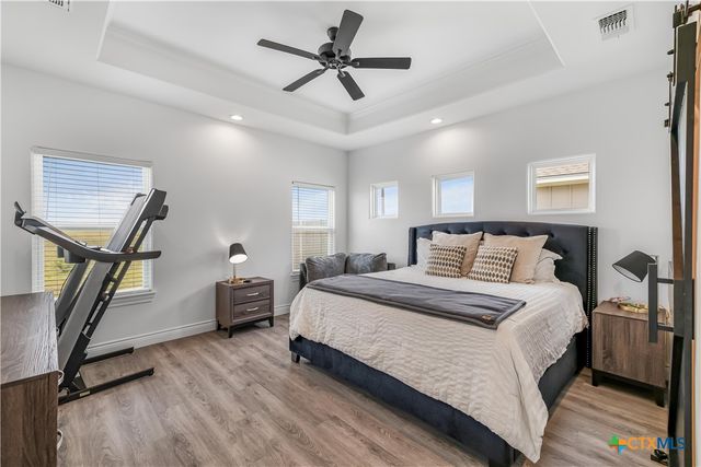 504 Town Hall Lane, Victoria, TX 77904