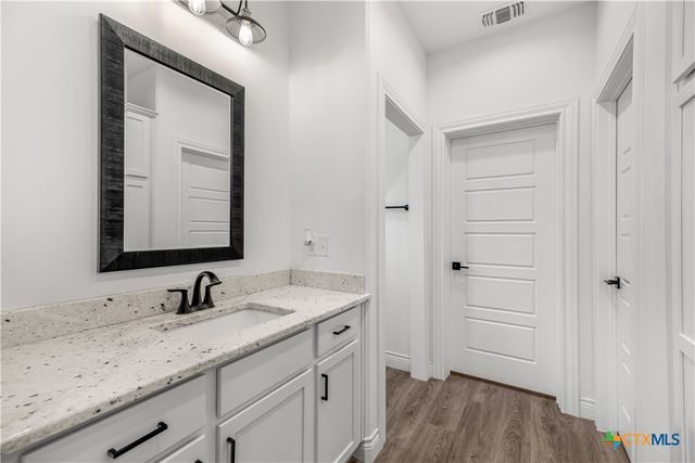 504 Town Hall Lane, Victoria, TX 77904