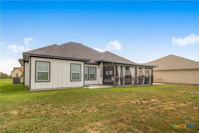 504 Town Hall Lane, Victoria, TX 77904