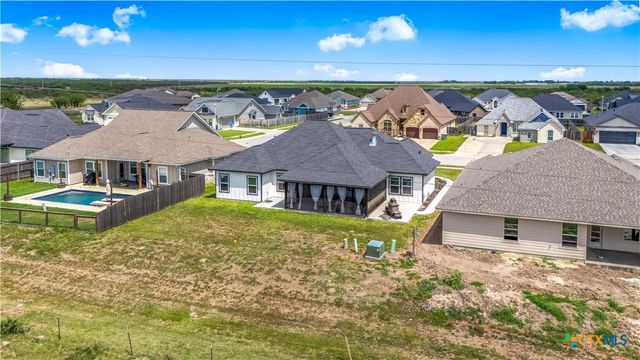 504 Town Hall Lane, Victoria, TX 77904