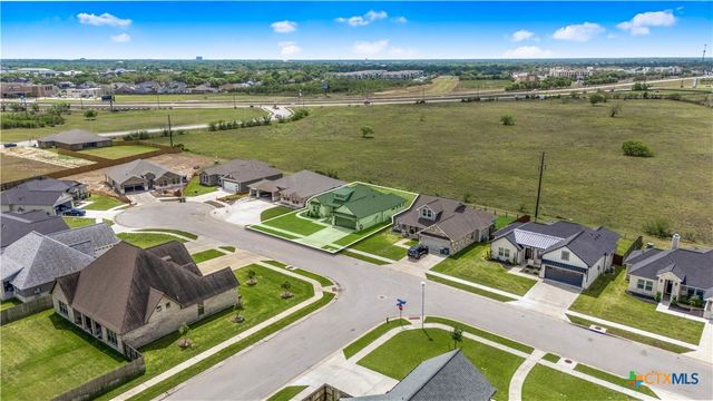 504 Town Hall Lane, Victoria, TX 77904