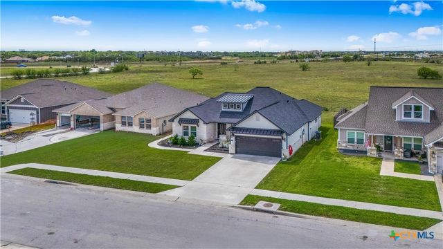 504 Town Hall Lane, Victoria, TX 77904