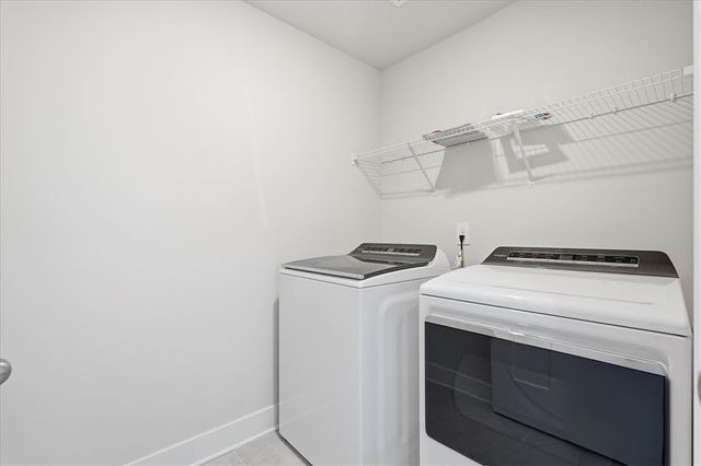 226 Abraham Way, Boiling Springs, SC 29316