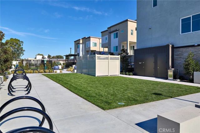 7255 Aura Circle, Huntington Beach, CA 92647