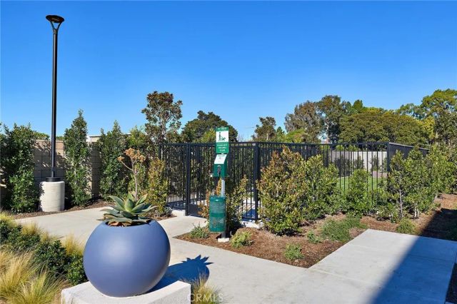 7255 Aura Circle, Huntington Beach, CA 92647
