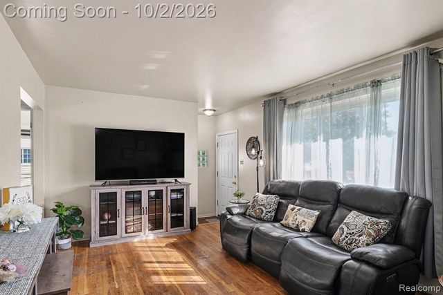 11939 Waiteley Drive, Sterling Heights, MI 48313