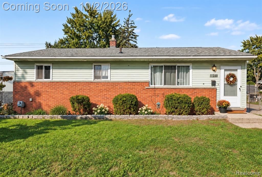 11939 Waiteley Drive, Sterling Heights, MI 48313