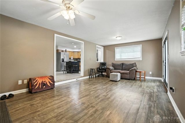 3746 Sterling Drive, Franklin, OH 45005
