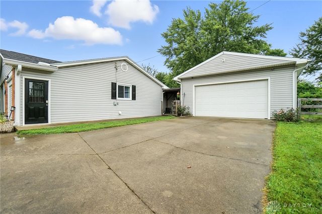 3746 Sterling Drive, Franklin, OH 45005
