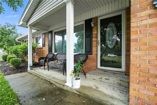 3746 Sterling Drive, Franklin, OH 45005