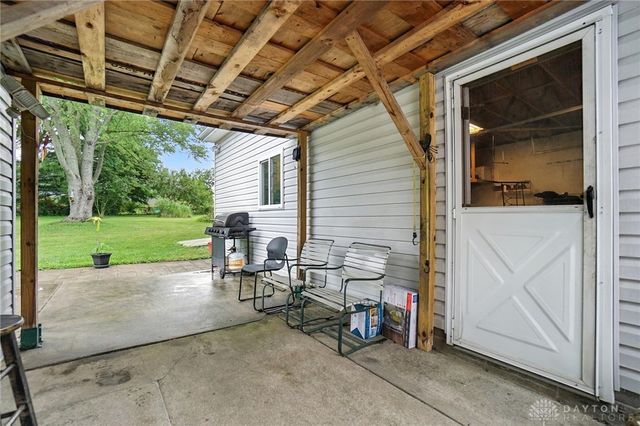 3746 Sterling Drive, Franklin, OH 45005