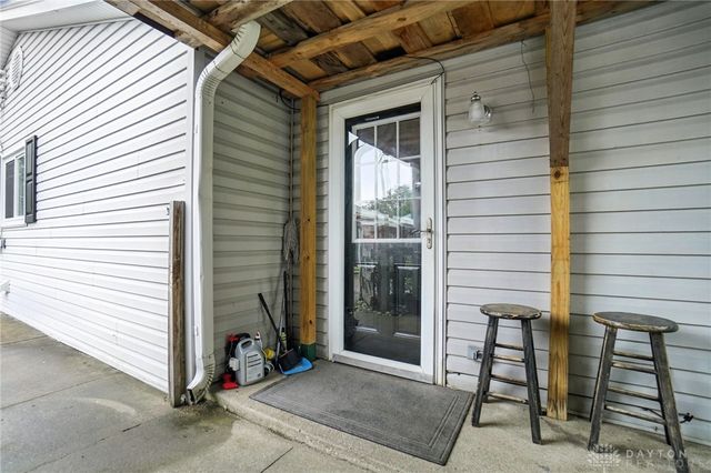 3746 Sterling Drive, Franklin, OH 45005