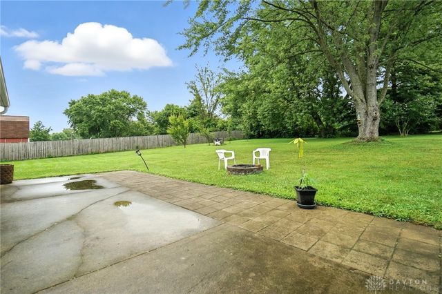 3746 Sterling Drive, Franklin, OH 45005