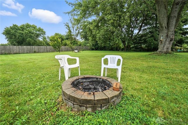 3746 Sterling Drive, Franklin, OH 45005