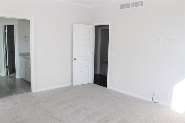 1640 Shadow Drive, Leavenworth, KS 66048