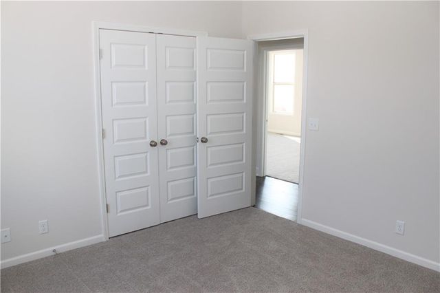 1640 Shadow Drive, Leavenworth, KS 66048