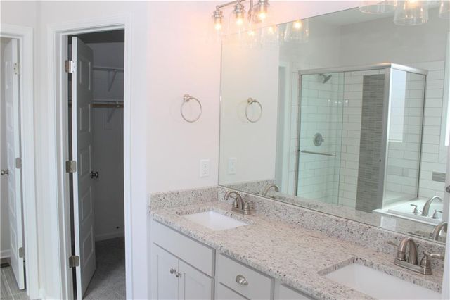 1640 Shadow Drive, Leavenworth, KS 66048