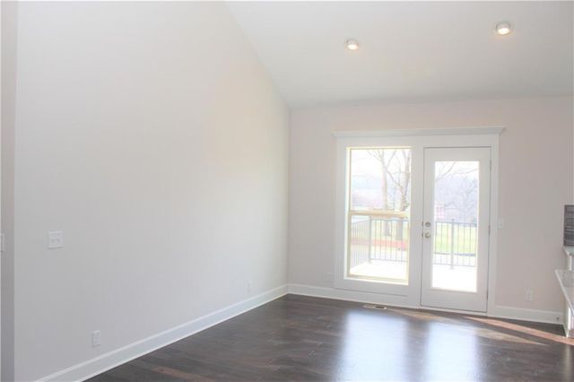 1640 Shadow Drive, Leavenworth, KS 66048