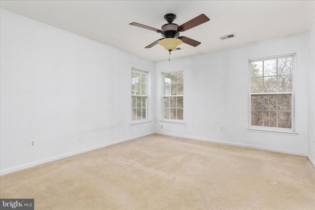 1301 PENDLETON LN, Strasburg, VA 22657