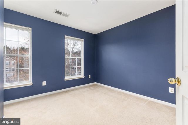 1301 PENDLETON LN, Strasburg, VA 22657